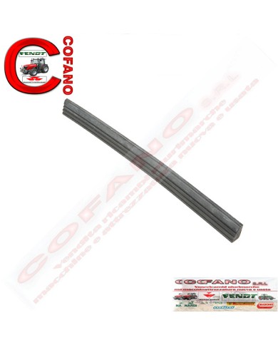 Guarnizione griglia cofano anteriore Massey Ferguson - 3547437M1 Guarnizione griglia cofano anteriore Massey Ferguson - 3547437M1