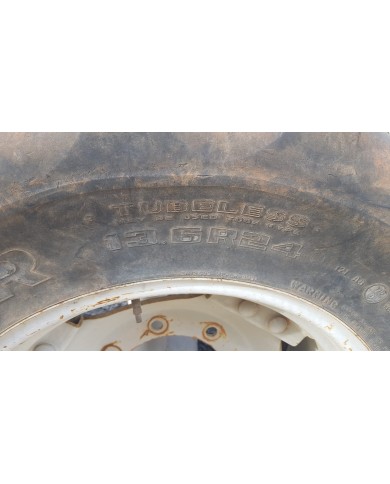 Ruote anteriori e posteriori per trattori agicoli