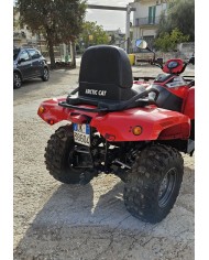 Quad fuoristrada ATV 4x4 rosso