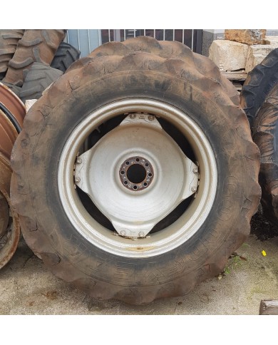 Ruote complete con cerchi 13.6R28