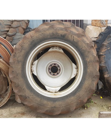 Ruote complete con cerchi 13.6R28